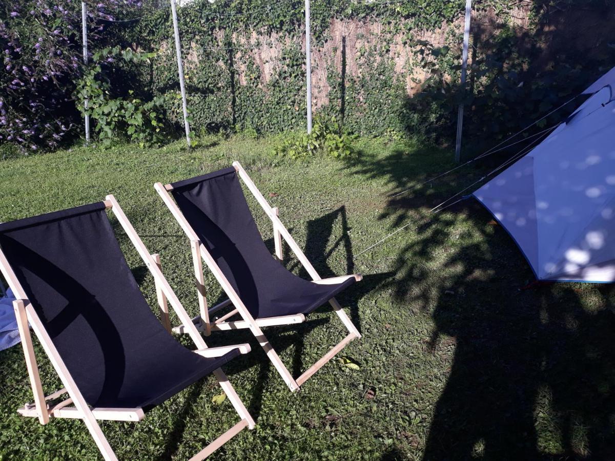 Camping Under The Walnut In Your Own Tent On A Shared Lot And Shared Bathroom Lublaň Exteriér fotografie